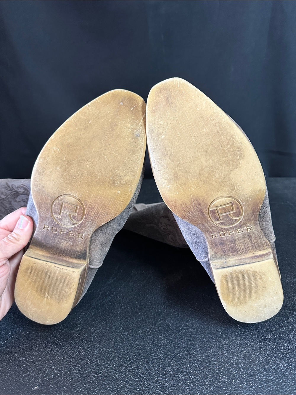 Brown Embroidered Western Cowboy Boots - Picture 6 of 8